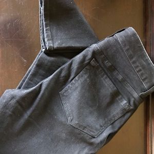 Women’s skinny jeans